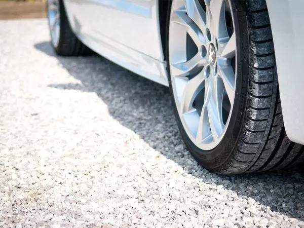 ECCOgravel_4_1200x900-600x450